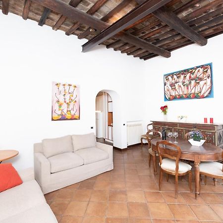 Stunning Campo De Fiori Apartment With Terrace Rome Extérieur photo